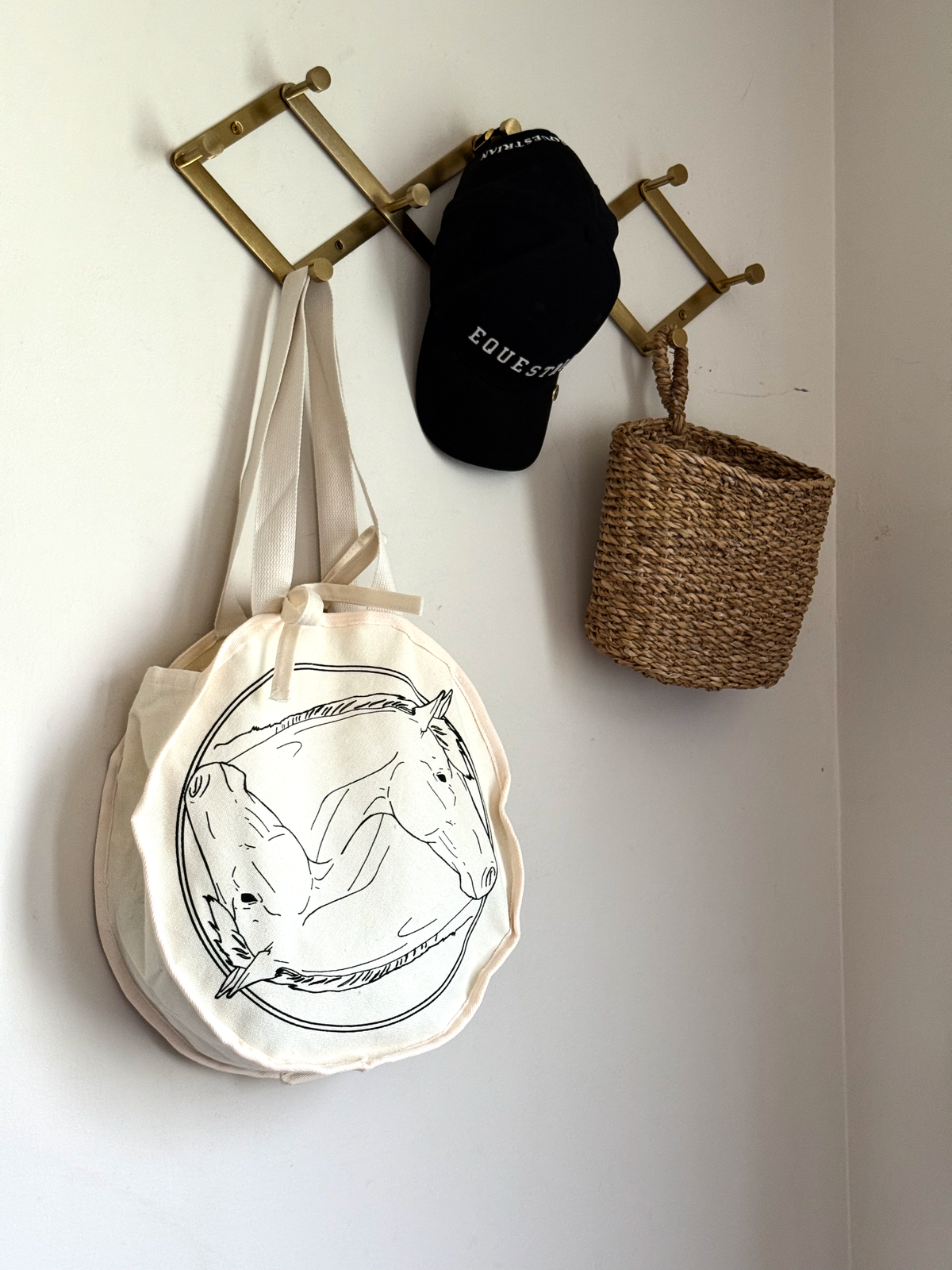 Intertwined Circle Tote