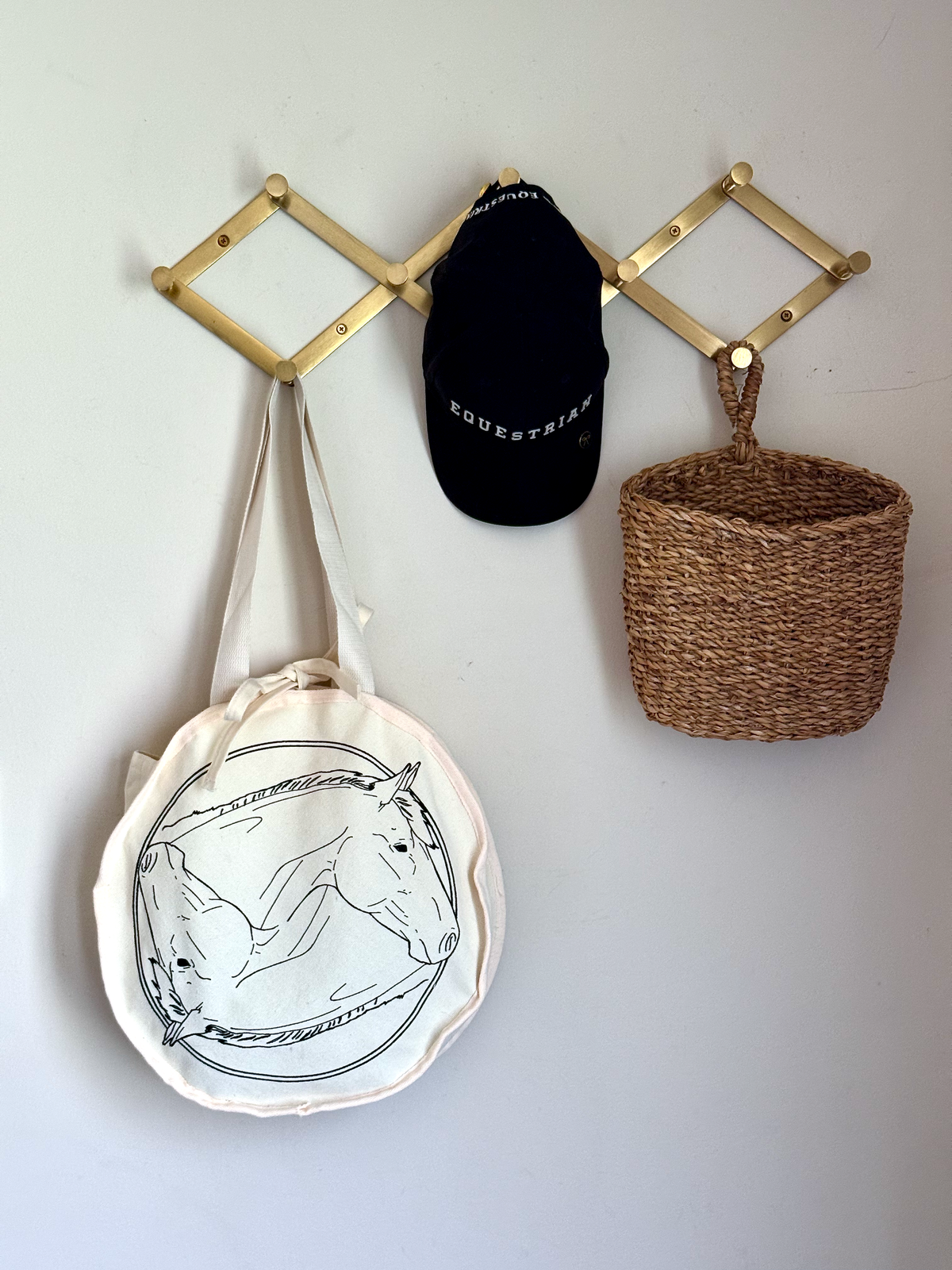 Intertwined Circle Tote