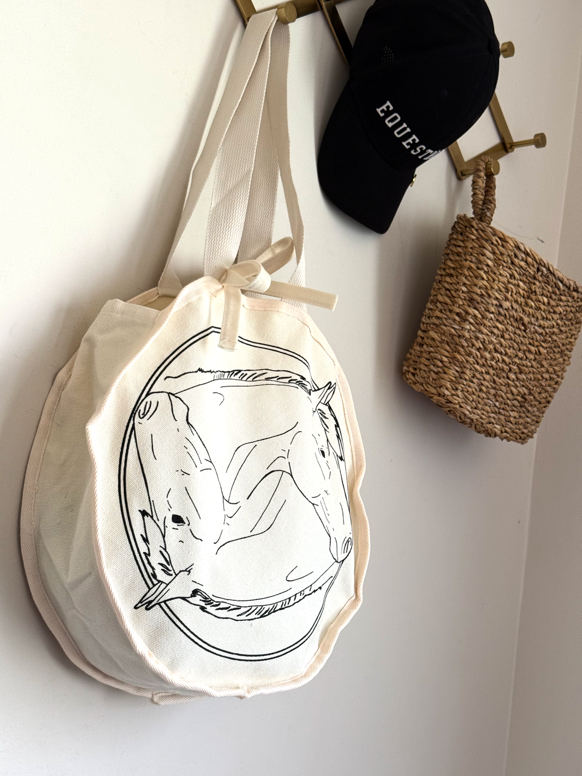 Intertwined Circle Tote